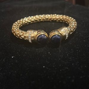 Beautiful gold bracelet
